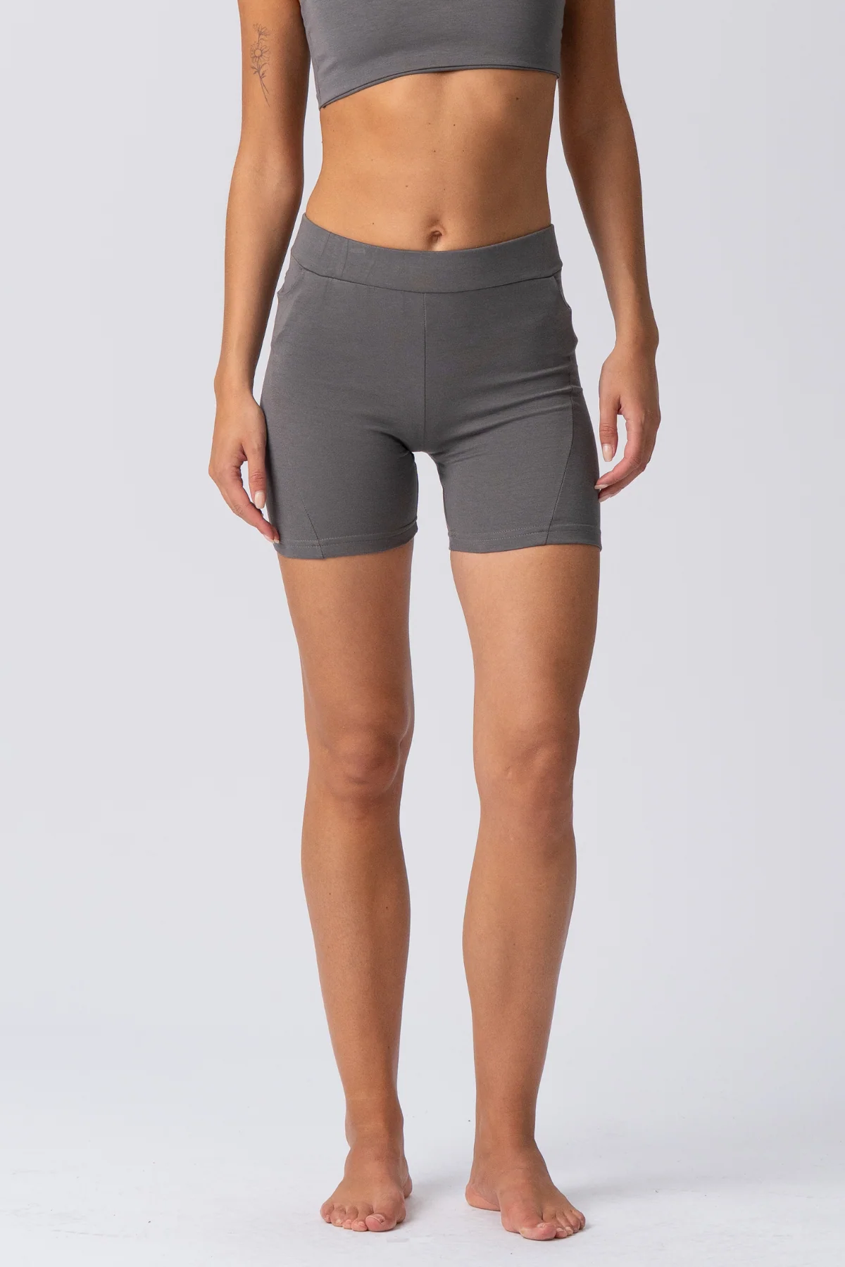 Alisa Shorts - Grey - Image 3