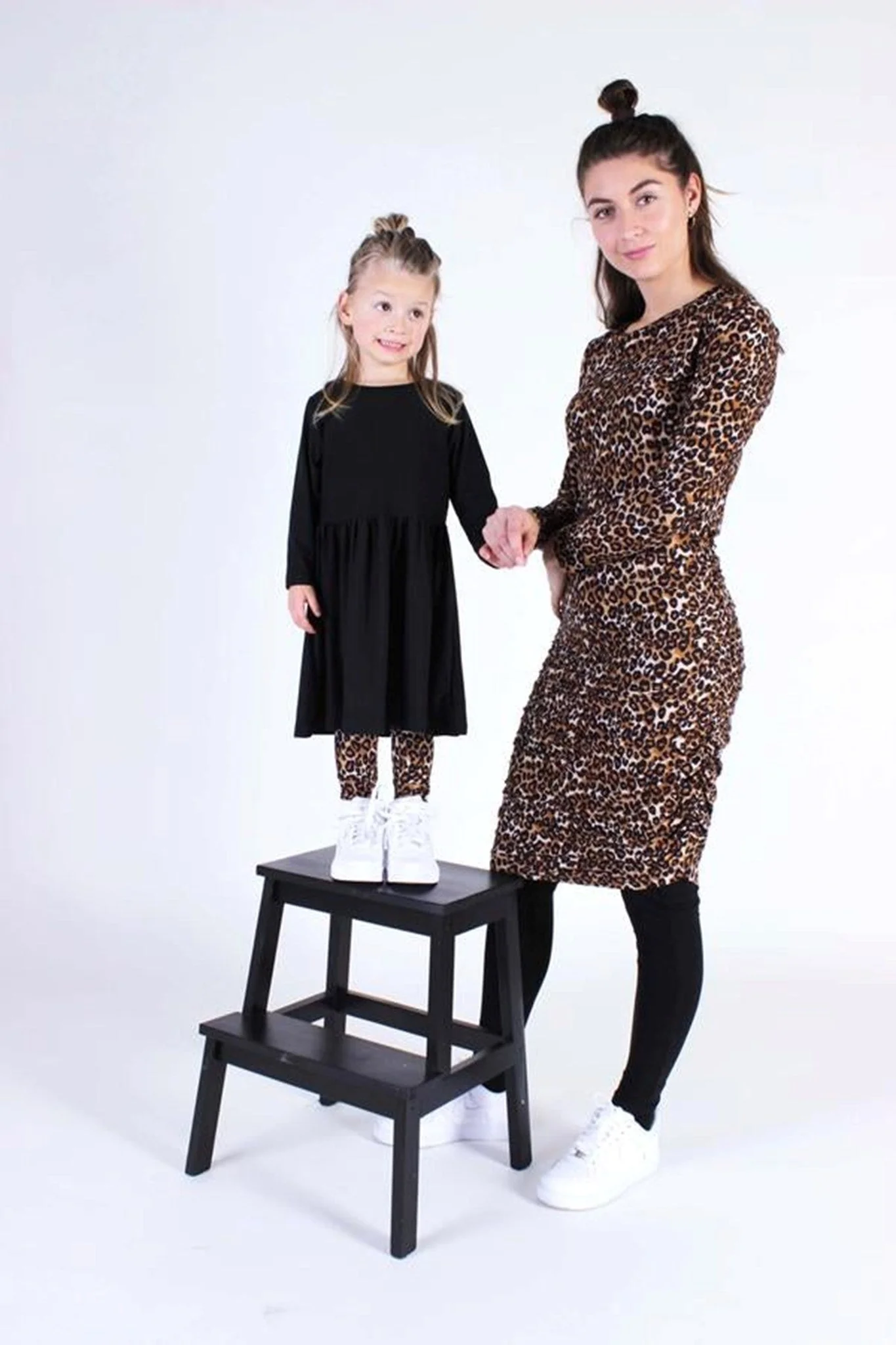 Alma Long-sleeved Dress - Leopard - Image 3