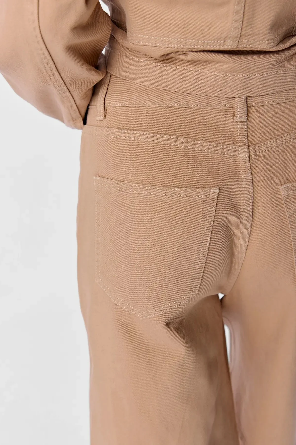 Avery Bermuda Jeans - Sandshell - Image 7