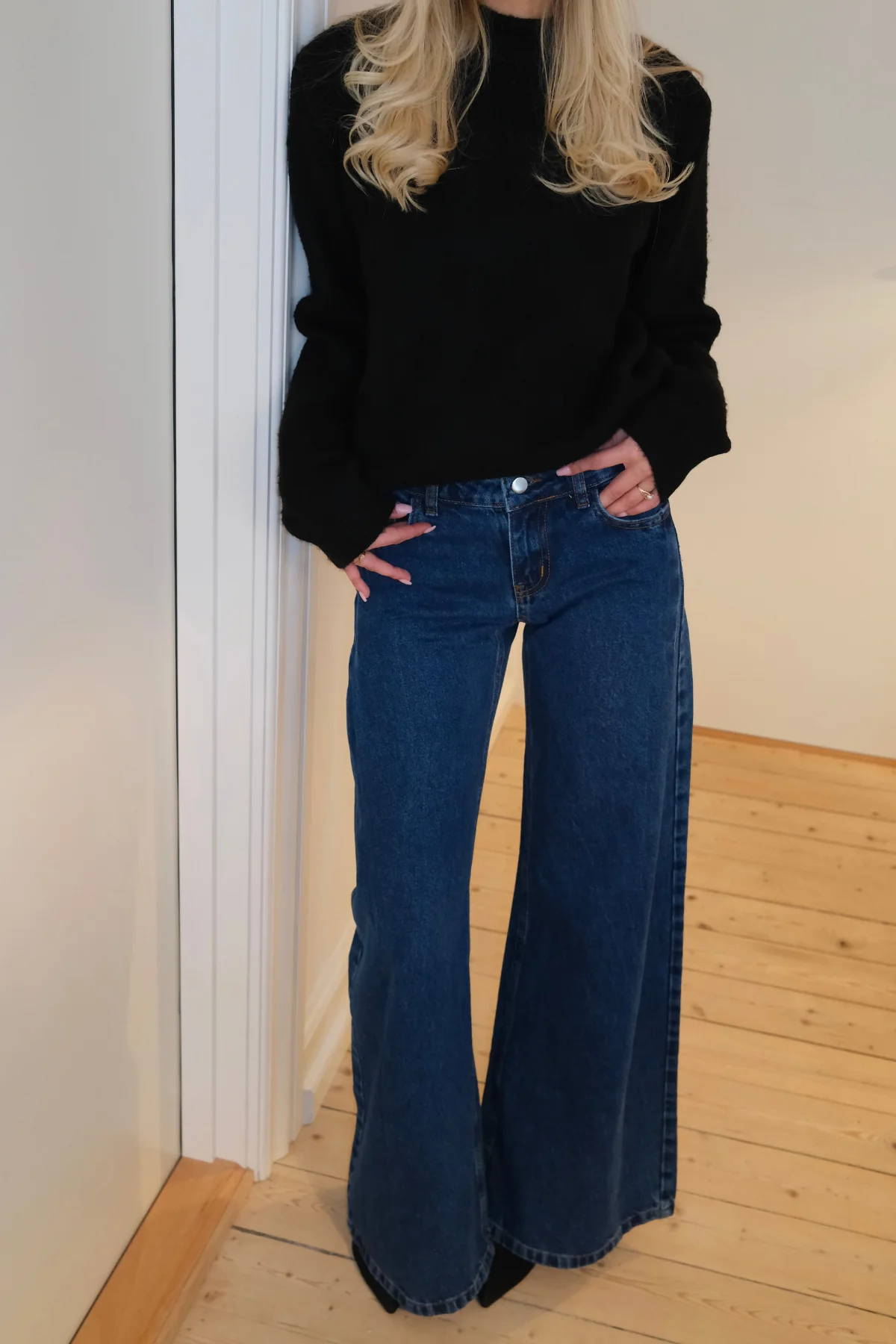Bianca Low Waist Jeans - Medium Blue - Image 3