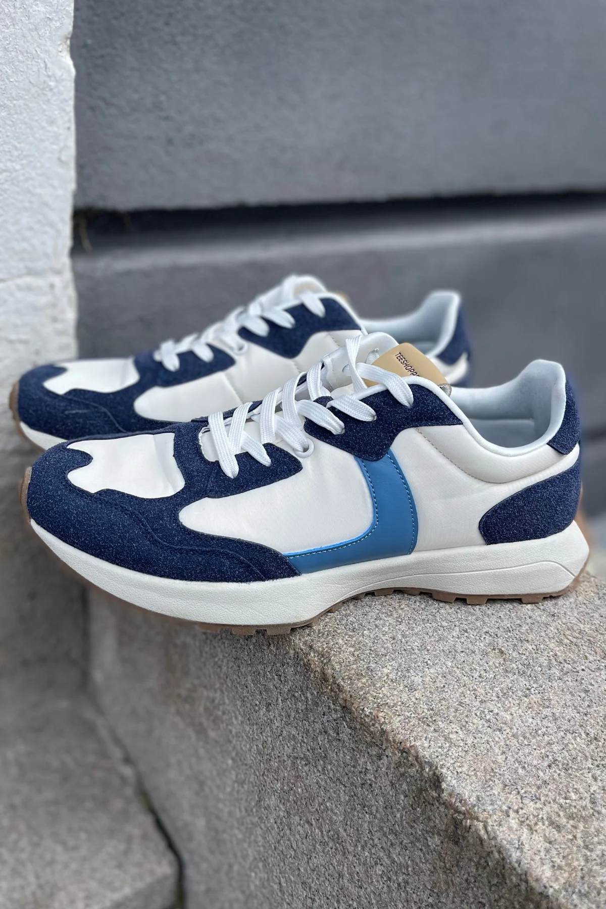 Classic Runner - Multi - Image 3