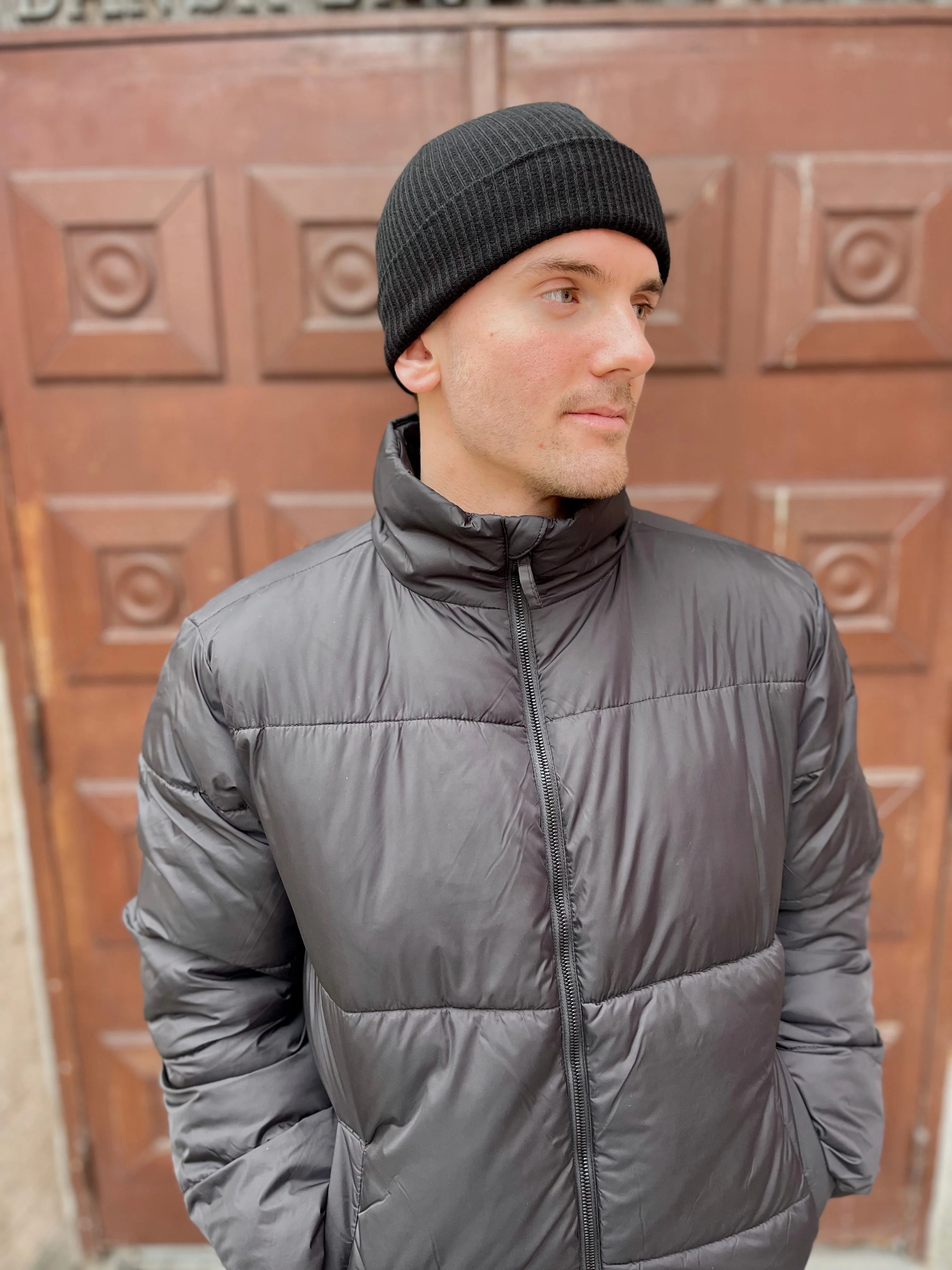 Knitted beanie - Black - Image 4