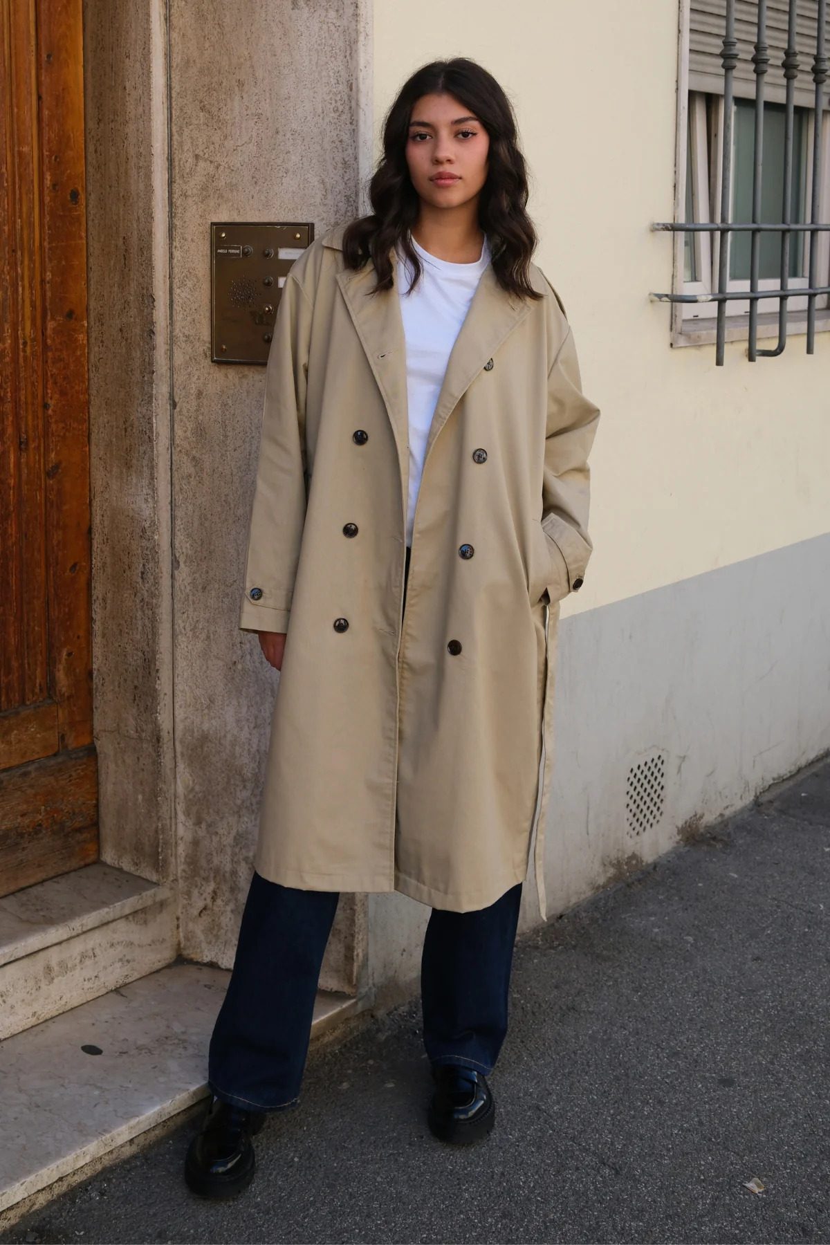 Linea trenchcoat - Beige - Image 3