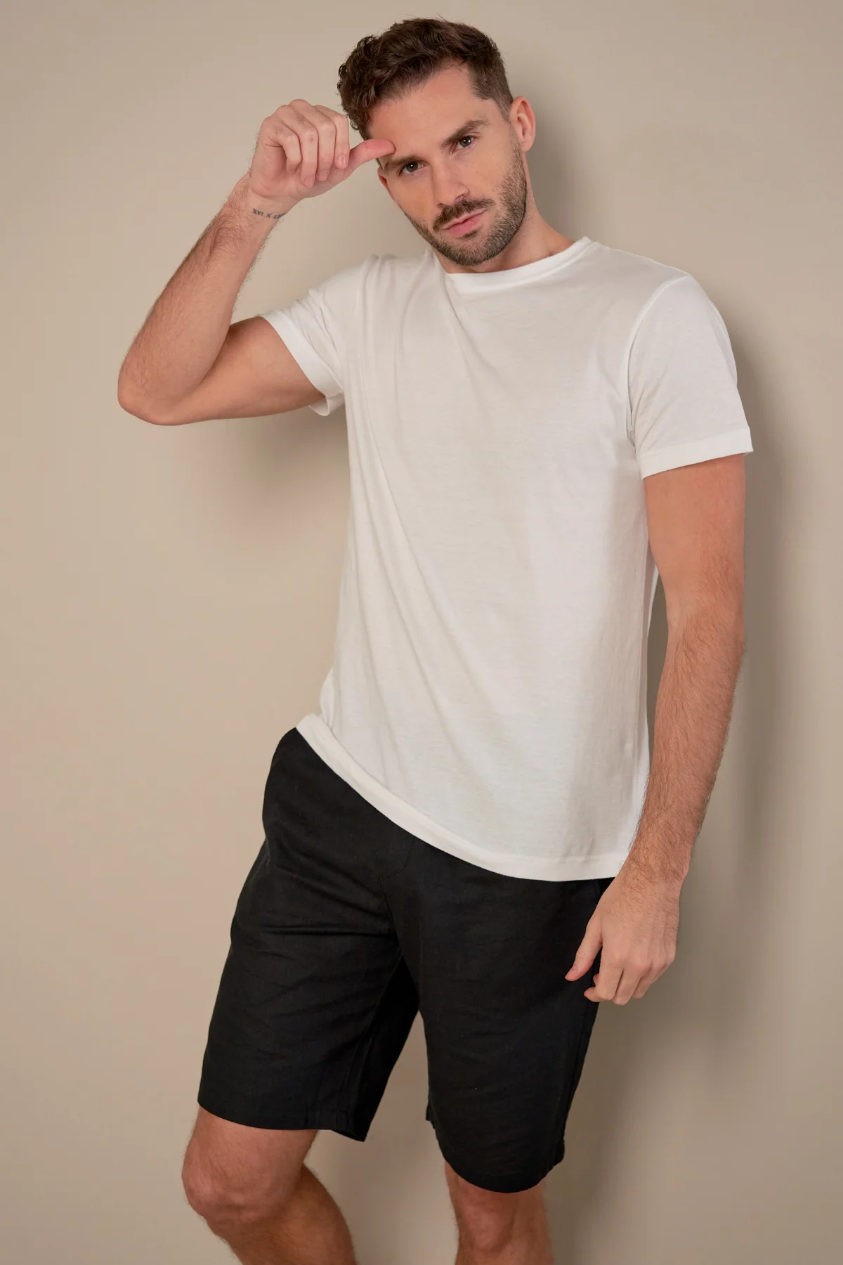 Linen Shorts - Black - Image 3