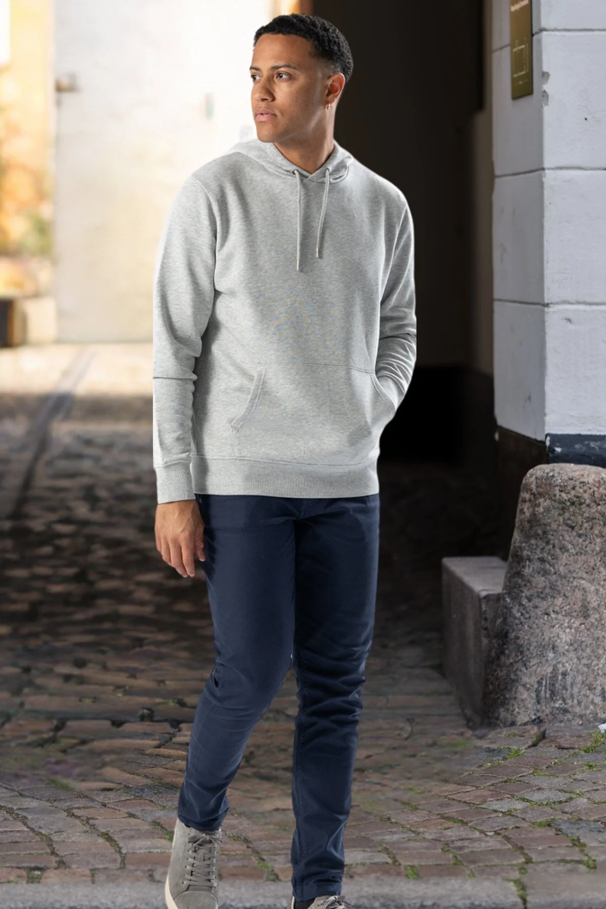 Outfit 2 - Hoodie (V.I.P) - Image 2
