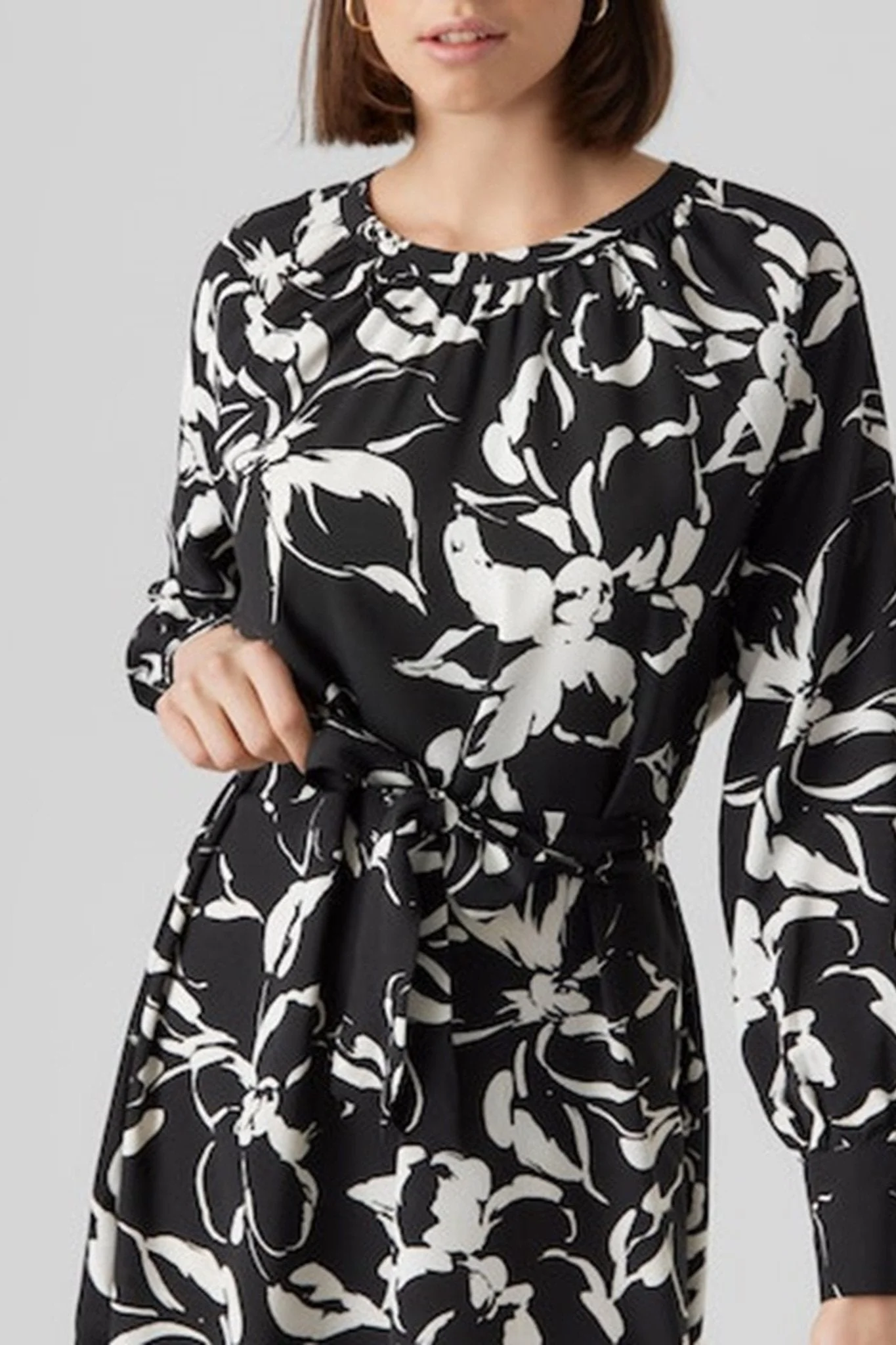 Polliana Maxi Kjole - Flower Black - Image 4