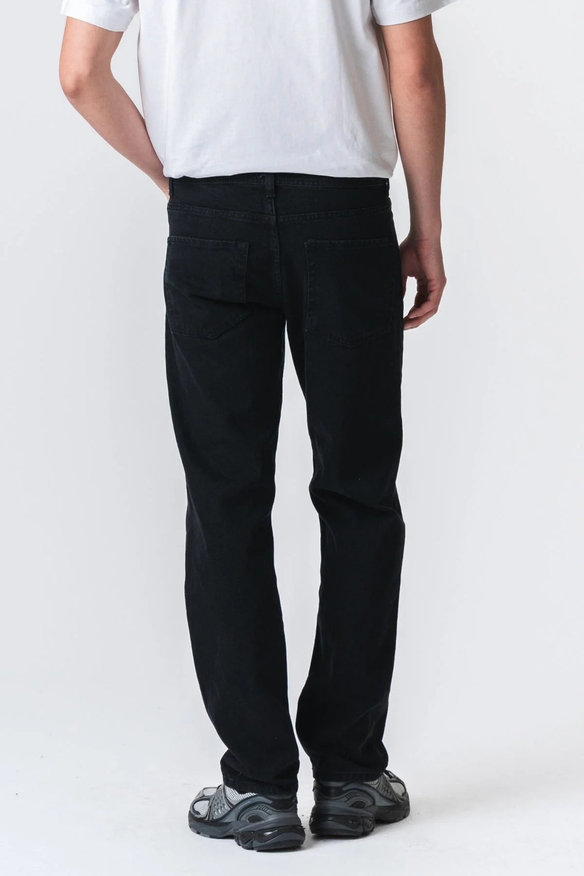 Relaxed Fit Jeans - Solid Black - Image 4