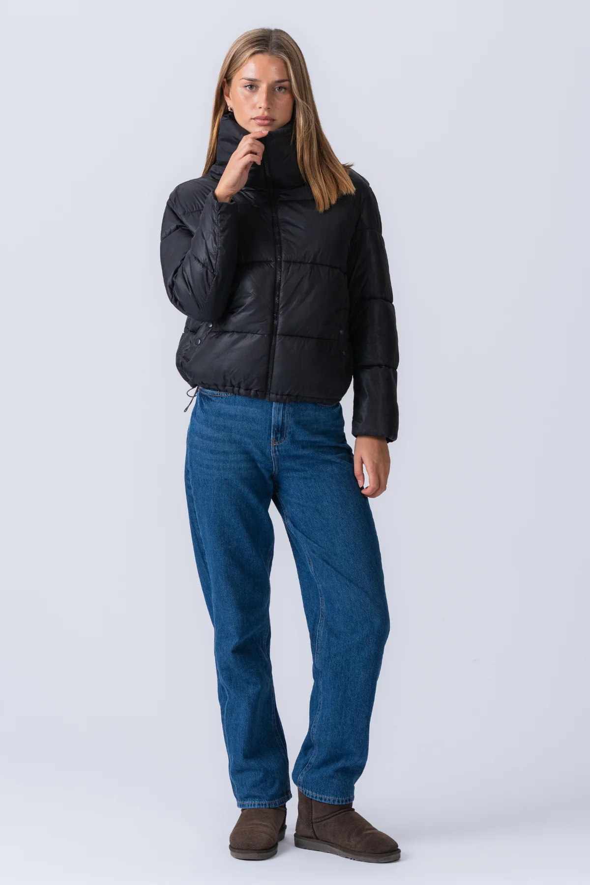 Short Puffer Jacket - Black - Image 9