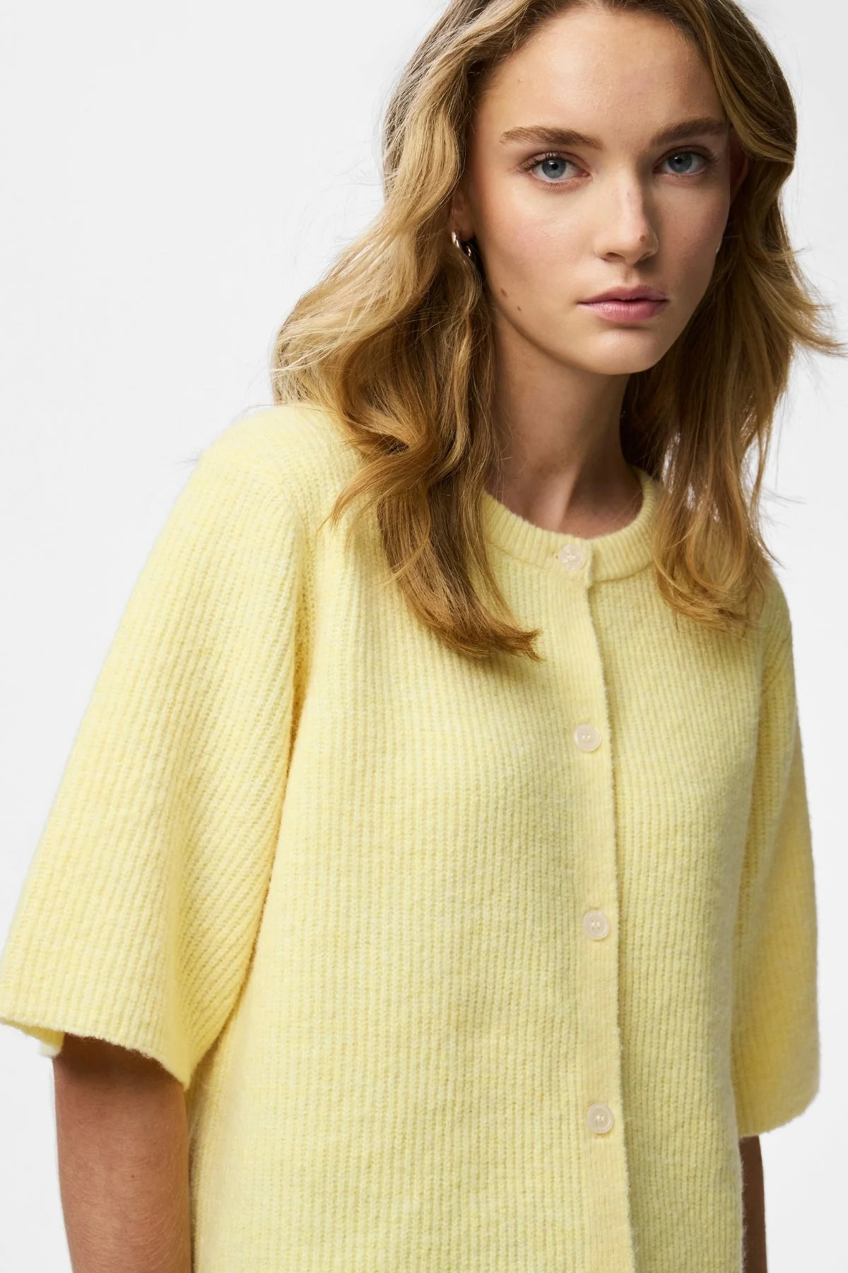 Silly O-Neck Knit Cardigan - Pale Banana Melange - Image 3