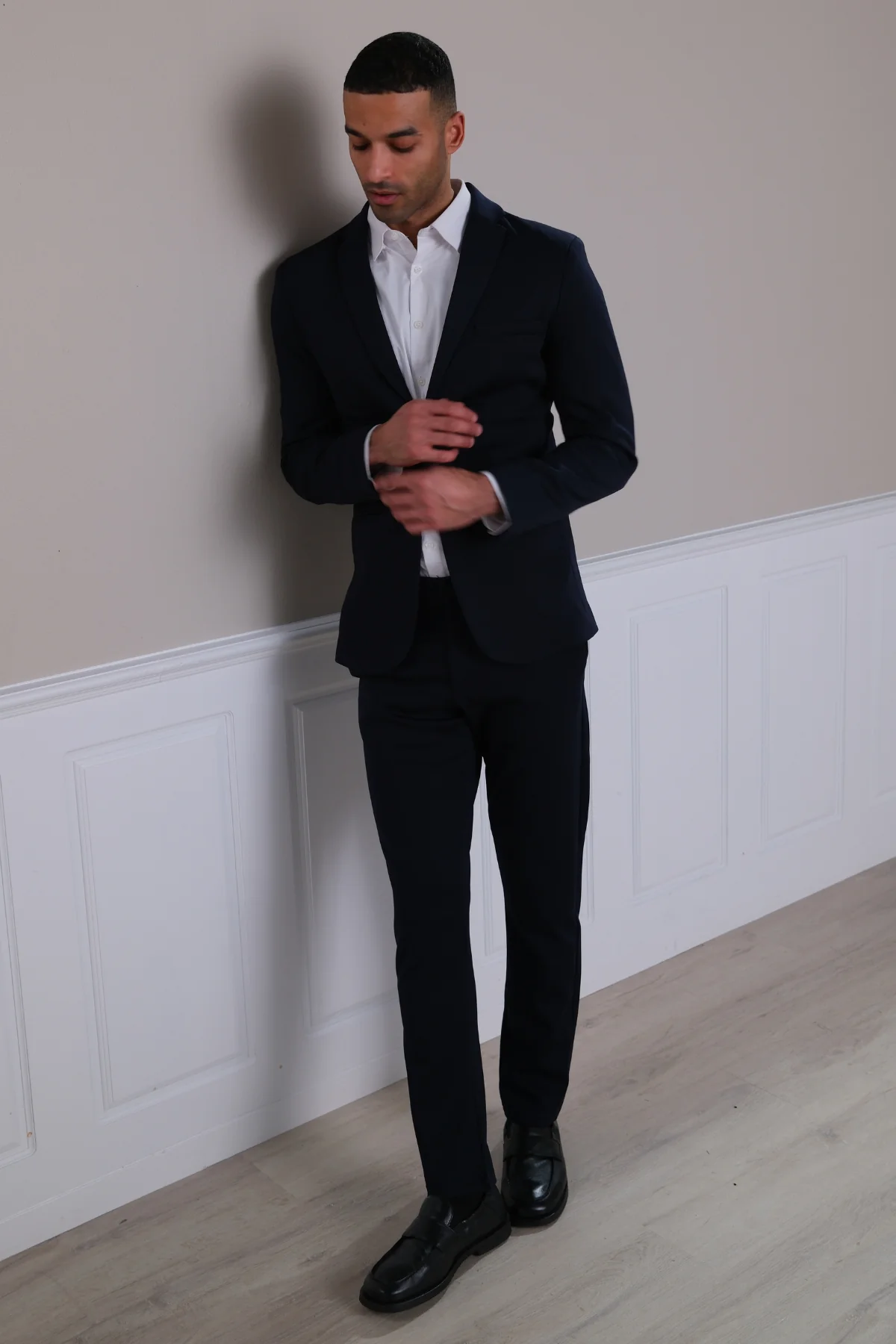 The Original Performance Suit Regular Fit – (Black) - Image 3