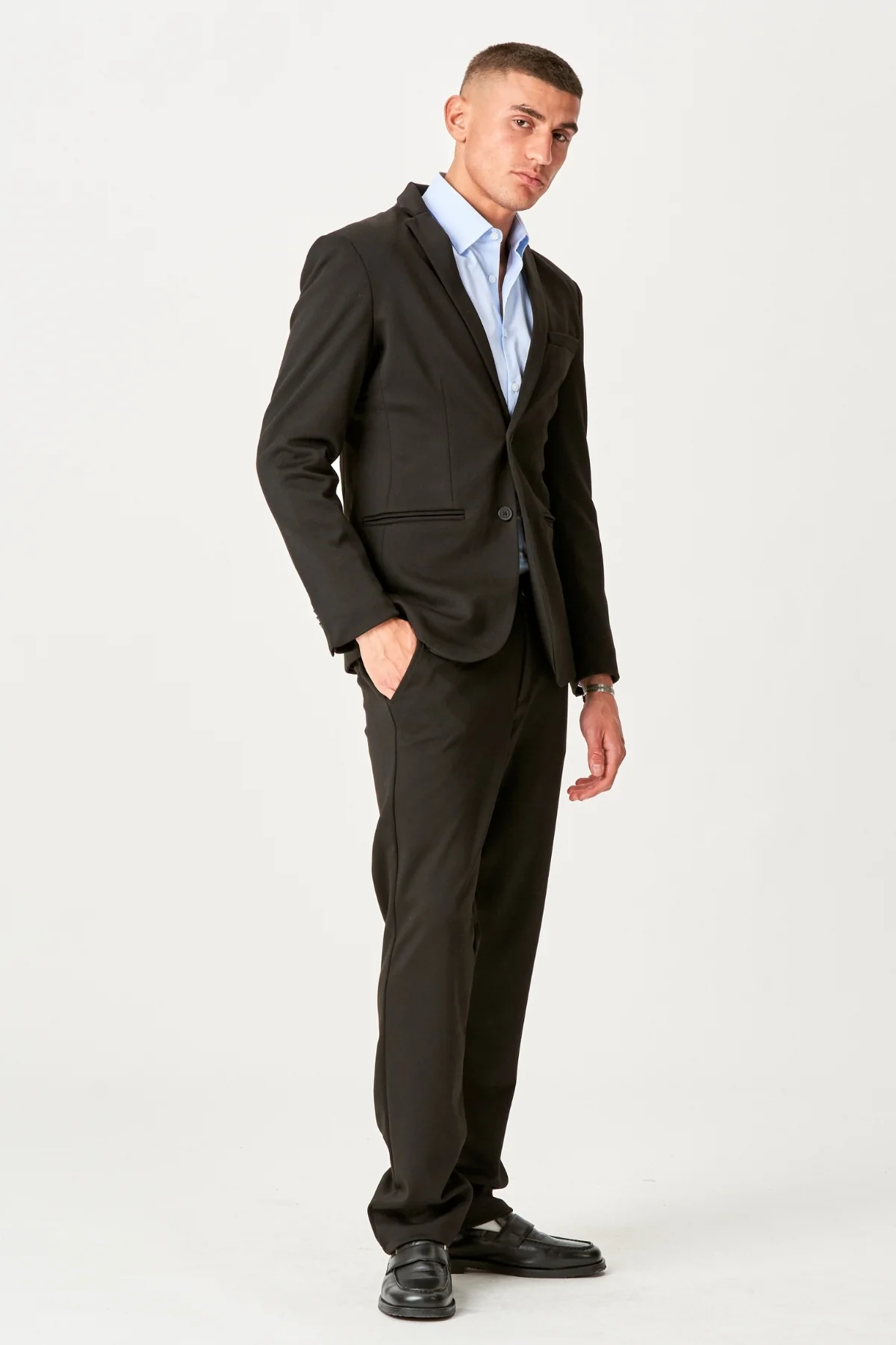 The Original Performance Suit Regular Fit – (Black) - Image 6