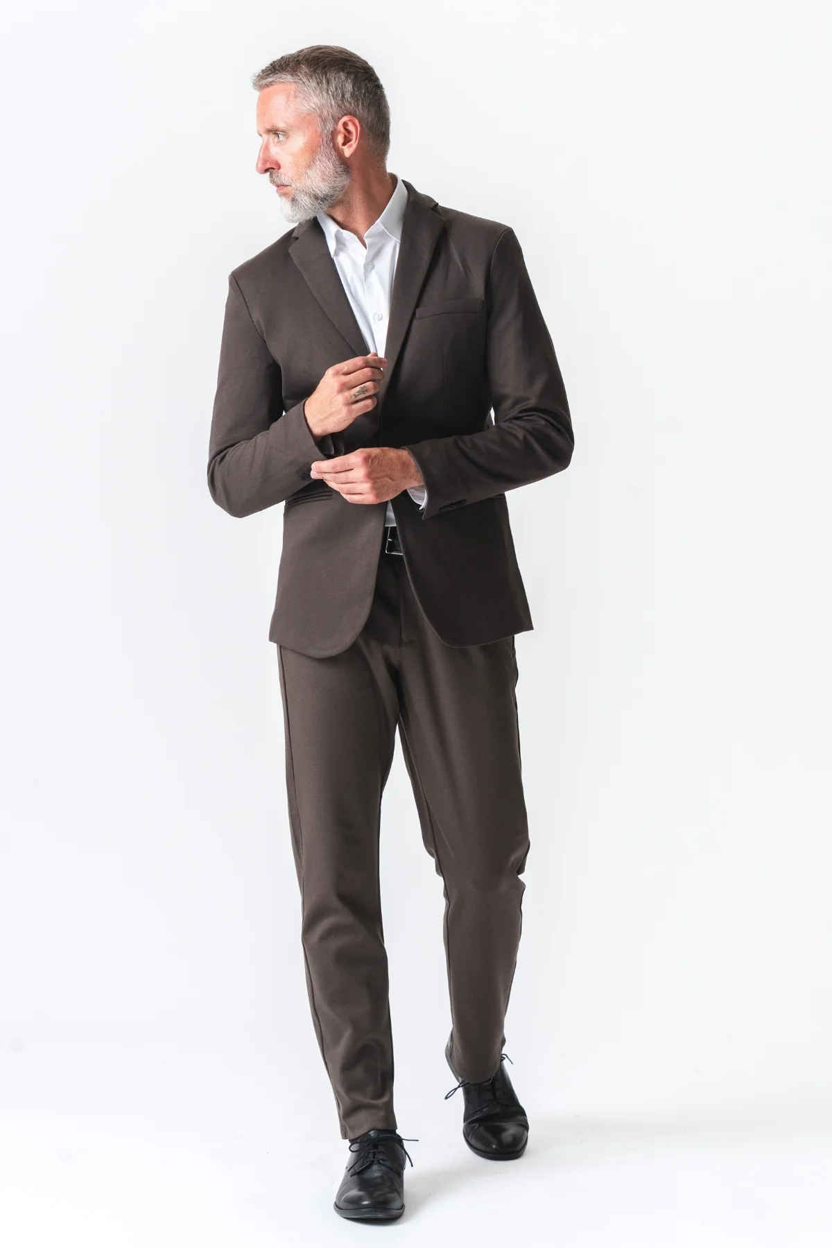 The Original Performance Suit Regular Fit – (Dark Brown) - Image 4